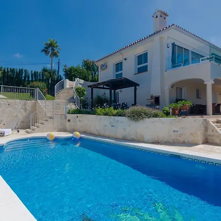 Near In With Heated Pool Villa *